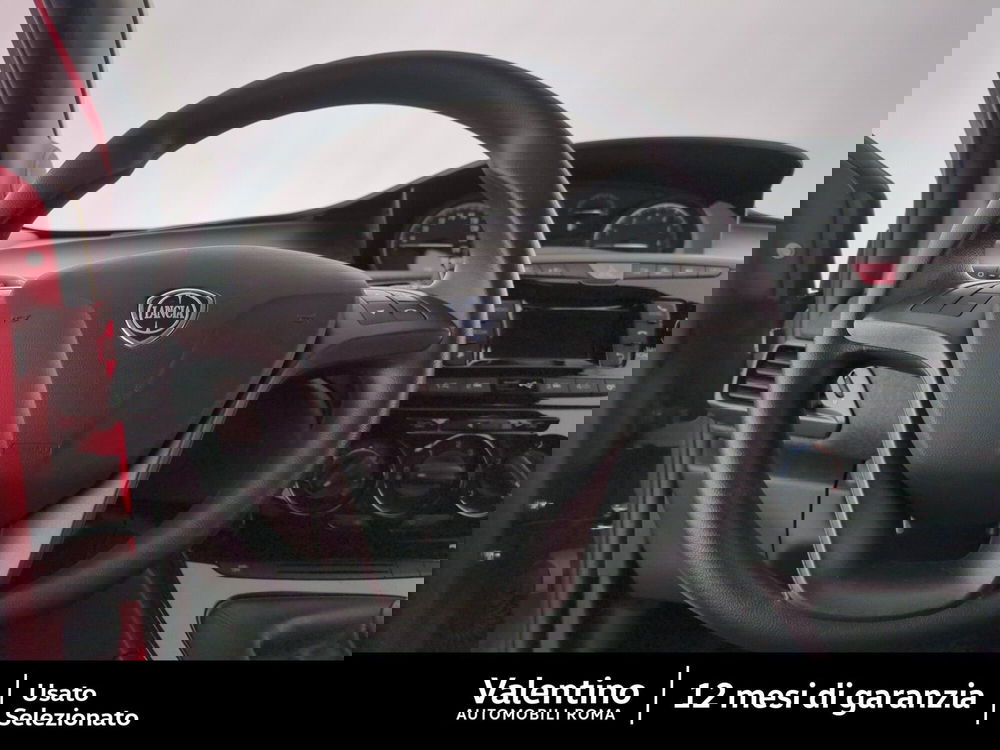 Lancia Ypsilon usata a Roma (14)