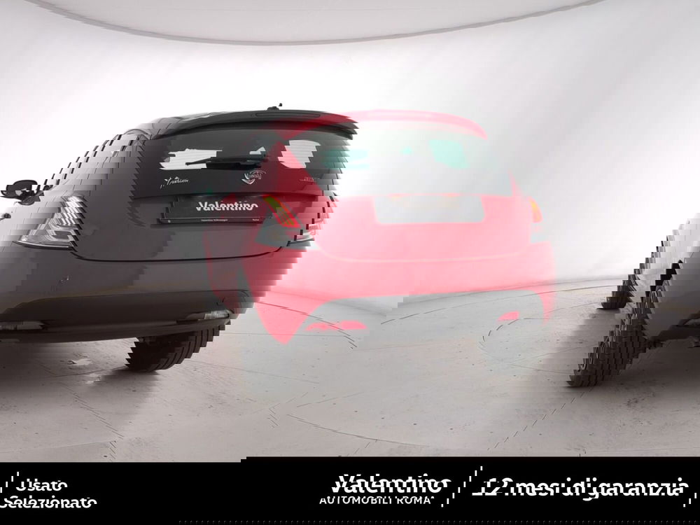 Lancia Ypsilon usata a Roma (5)