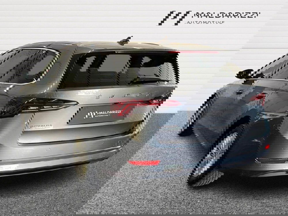 Skoda Octavia Station Wagon usata a Lecce (11)