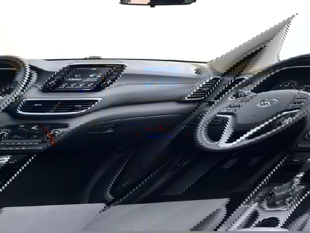 Hyundai Tucson usata a Bari (18)