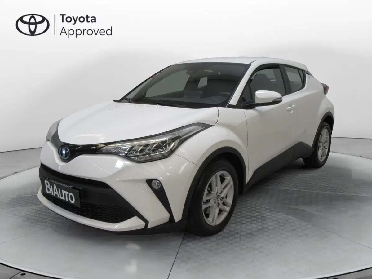 Toyota Toyota C-HR nuova a Firenze