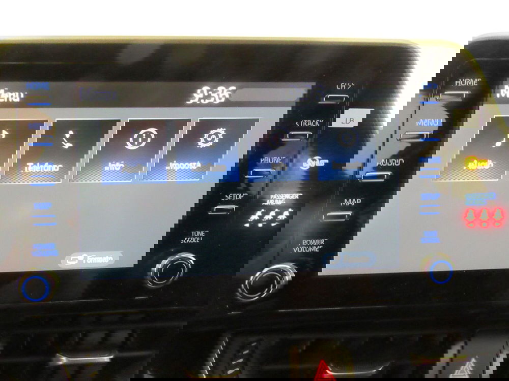 Toyota Toyota C-HR nuova a Firenze (13)