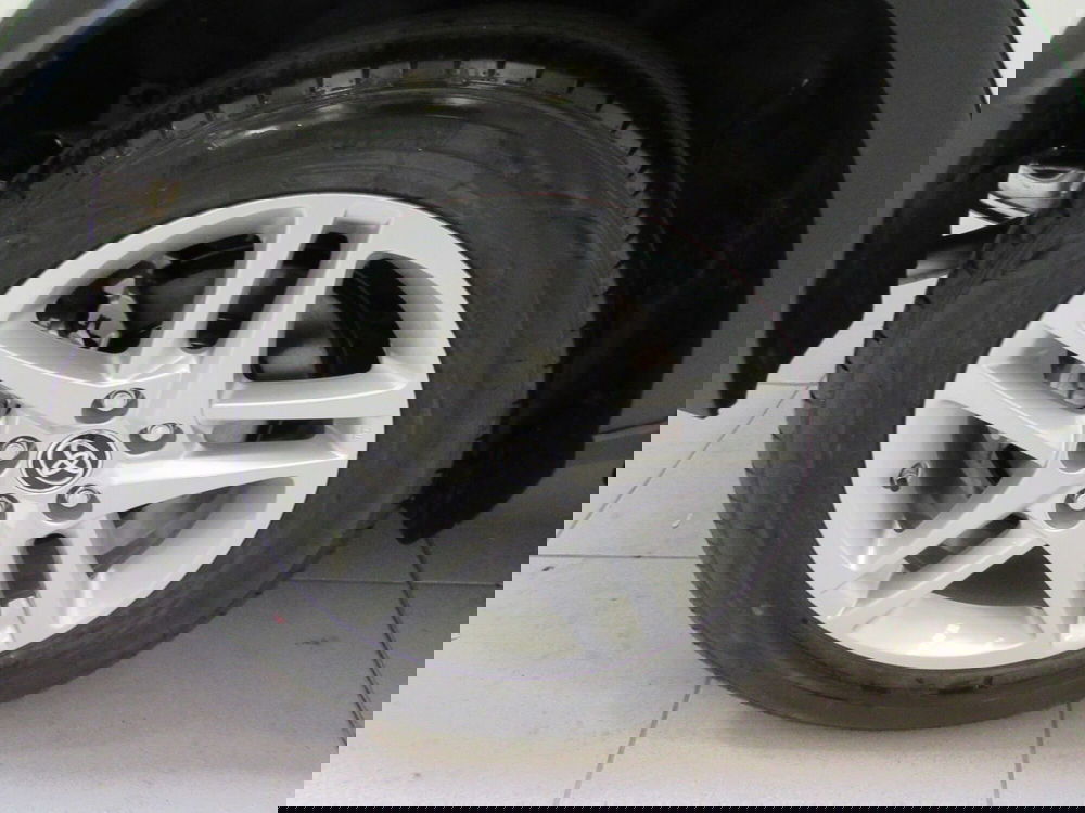 Toyota Toyota C-HR nuova a Firenze (19)