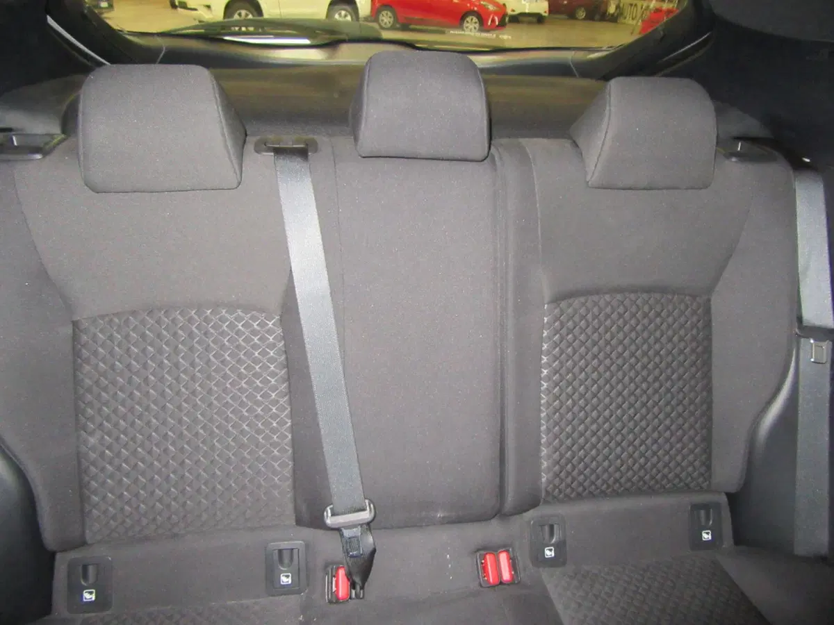 Toyota Toyota C-HR nuova a Firenze (7)