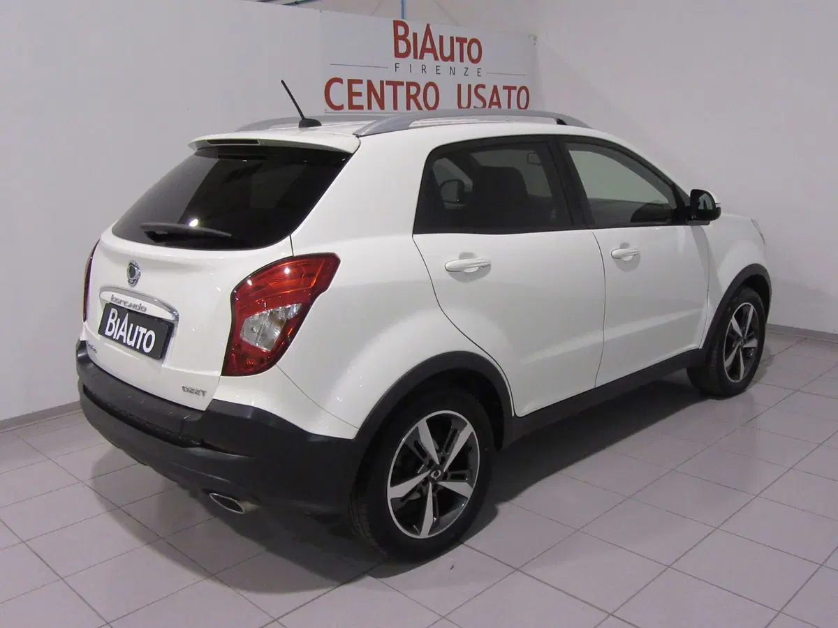 Ssangyong Korando usata a Firenze (18)