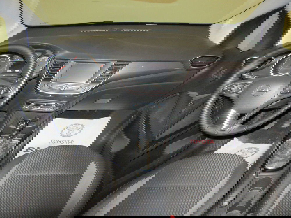 Opel Crossland X usata a Firenze (9)