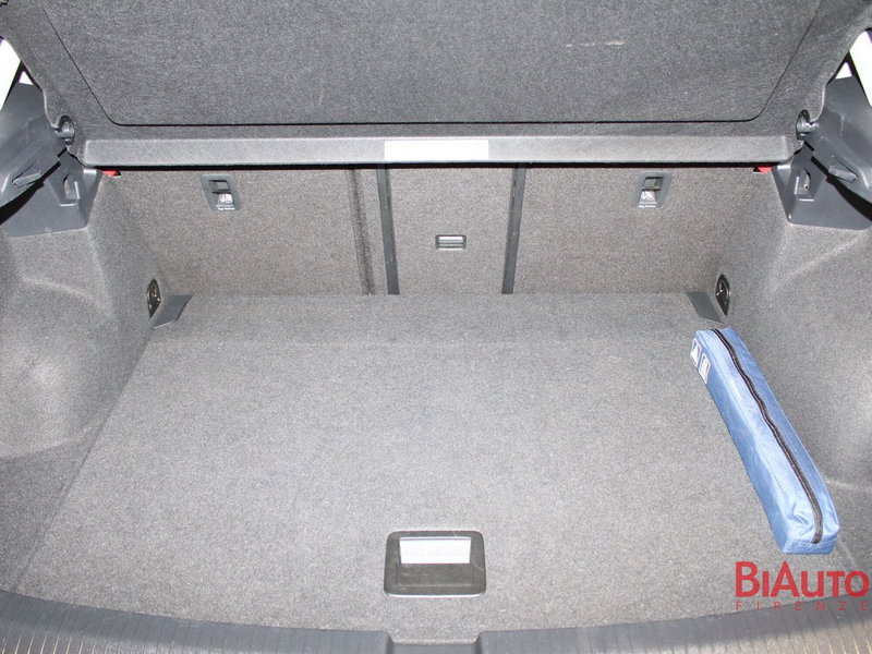 Volkswagen T-Roc usata a Firenze (8)