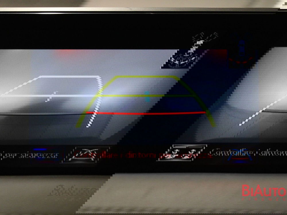 Lexus UX usata a Firenze (15)