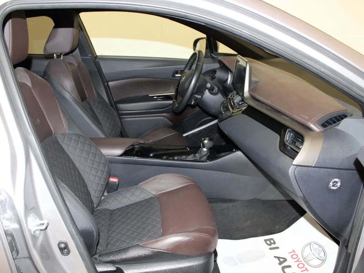 Toyota Toyota C-HR usata a Firenze (7)