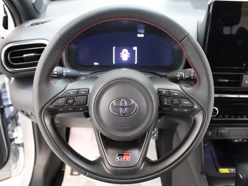 Toyota Yaris GR Sport nuova a Firenze (10)