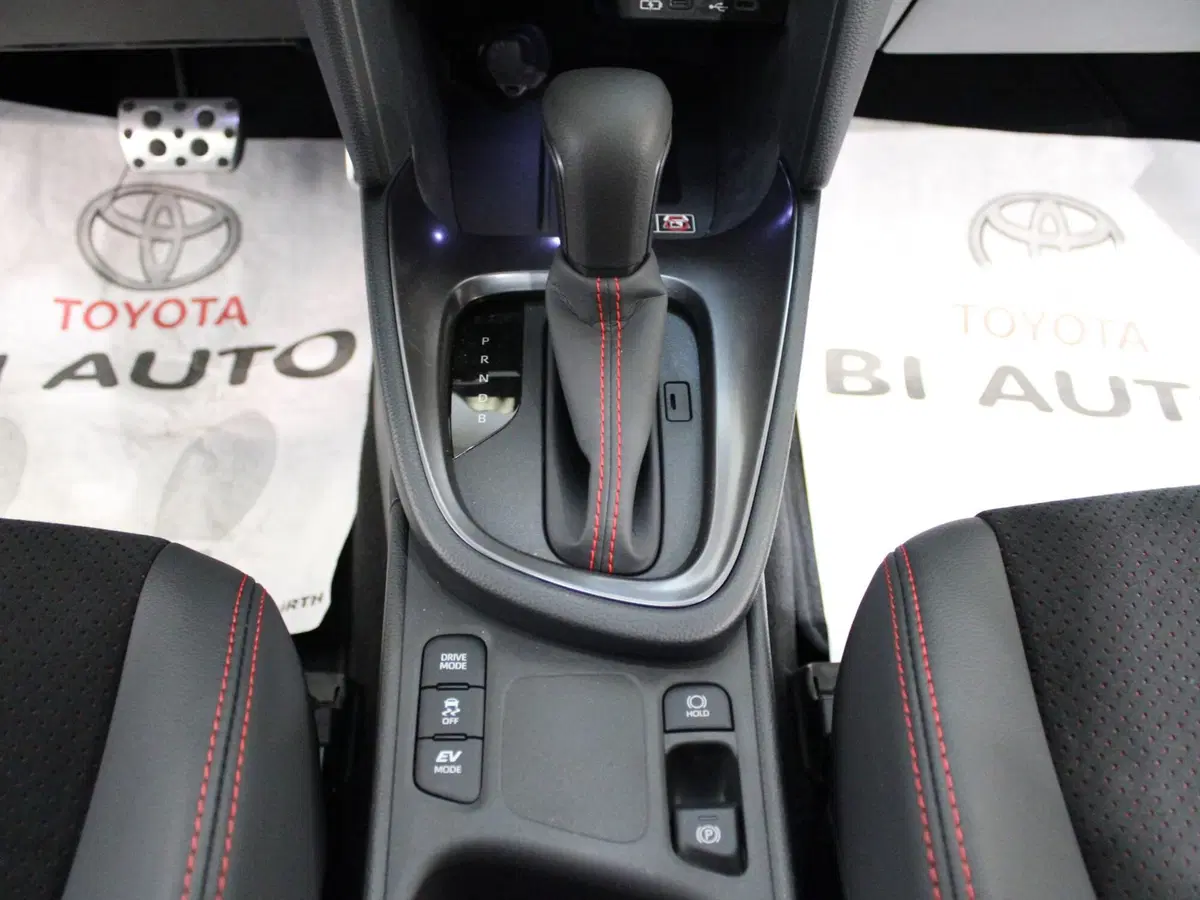 Toyota Yaris GR Sport nuova a Firenze (16)