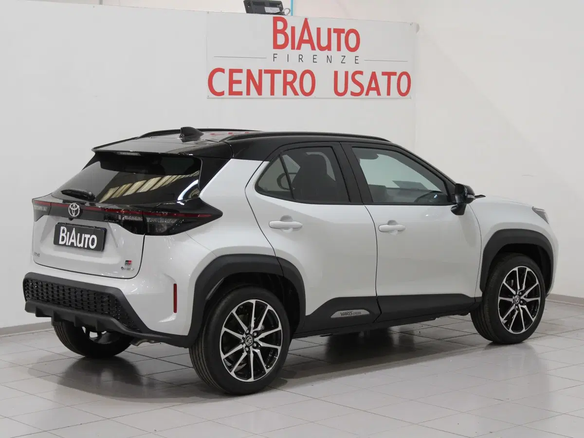 Toyota Yaris GR Sport nuova a Firenze (18)