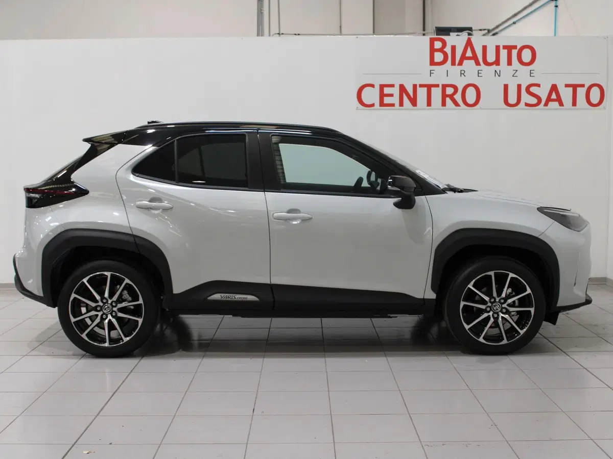 Toyota Yaris GR Sport nuova a Firenze (19)