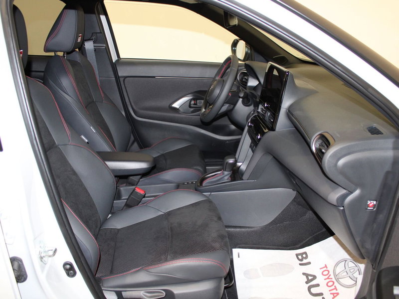 Toyota Yaris GR Sport nuova a Firenze (6)