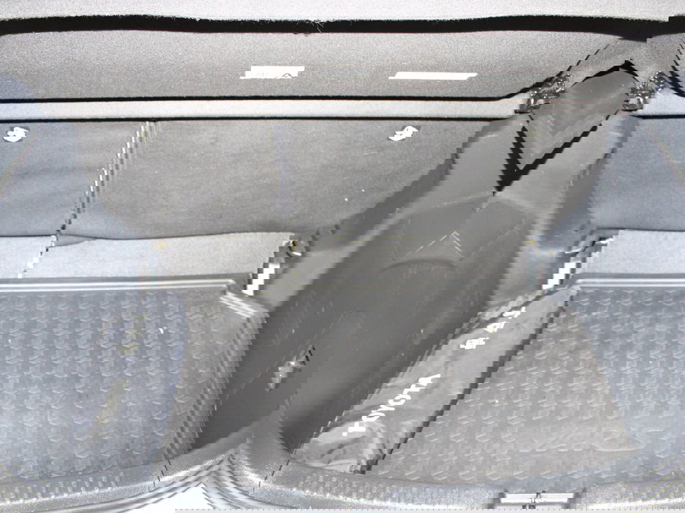 Toyota Yaris usata a Firenze (9)