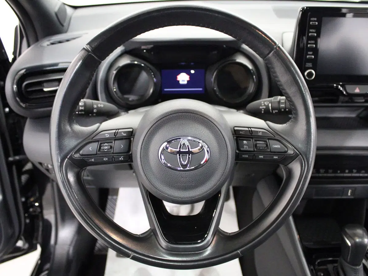 Toyota Yaris usata a Firenze (11)