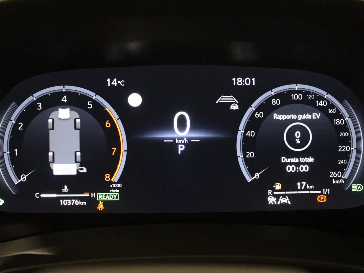 Lexus LBX usata a Firenze (11)