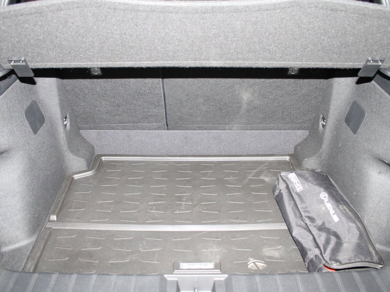 Lexus LBX usata a Firenze (8)