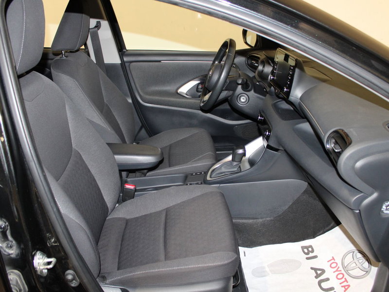 Toyota Yaris usata a Firenze (8)