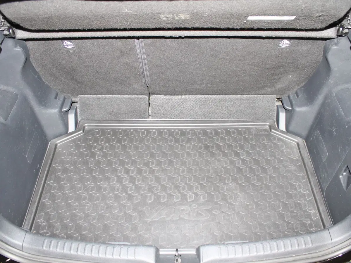 Toyota Yaris usata a Firenze (9)