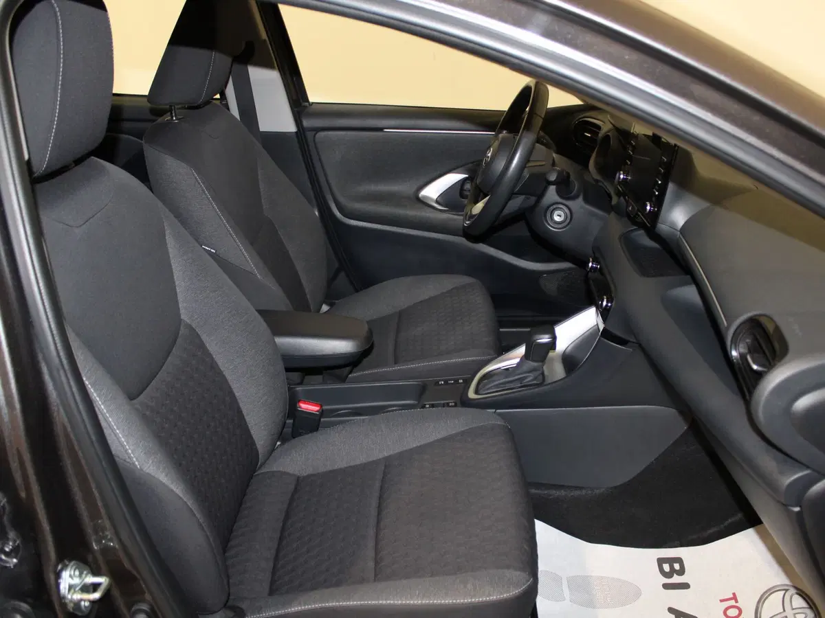 Toyota Yaris usata a Firenze (8)