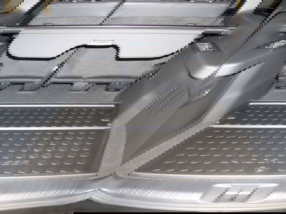 Toyota Land Cruiser nuova a Firenze (8)