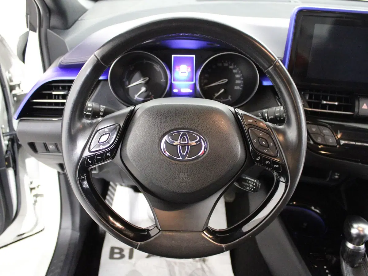 Toyota Toyota C-HR usata a Firenze (11)