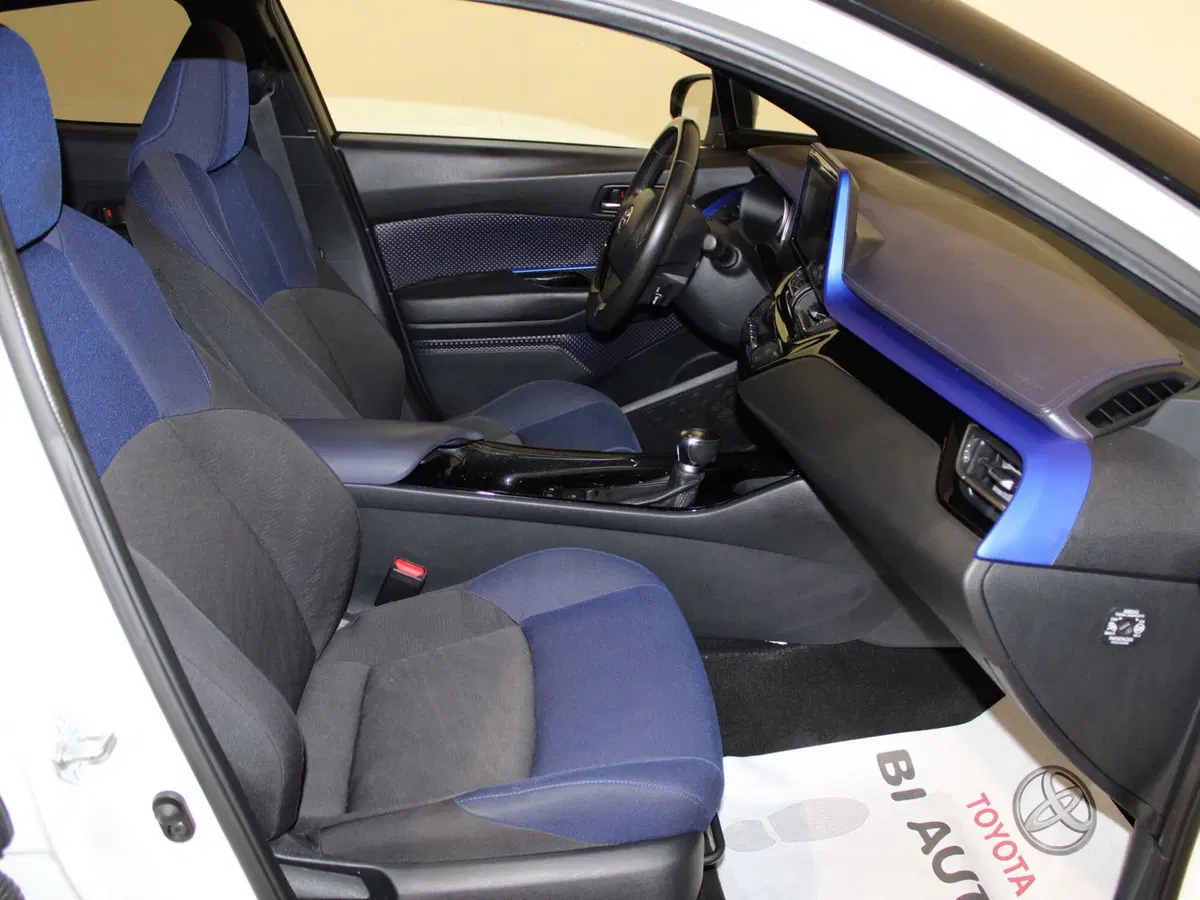 Toyota Toyota C-HR usata a Firenze (8)
