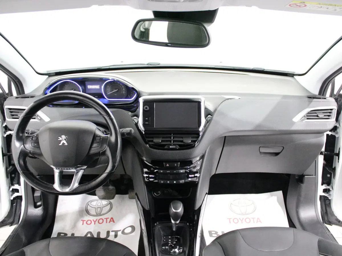 Peugeot 2008 usata a Firenze (9)