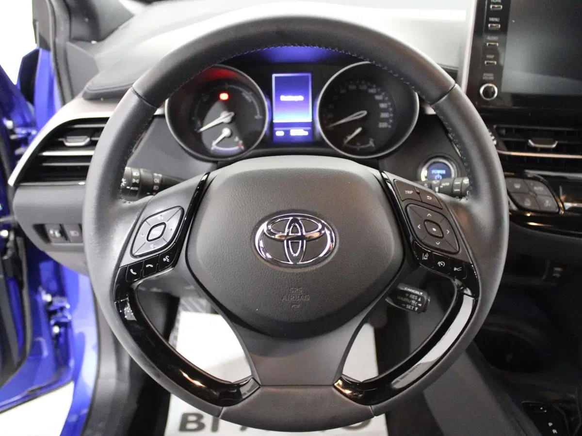 Toyota Toyota C-HR usata a Firenze (11)