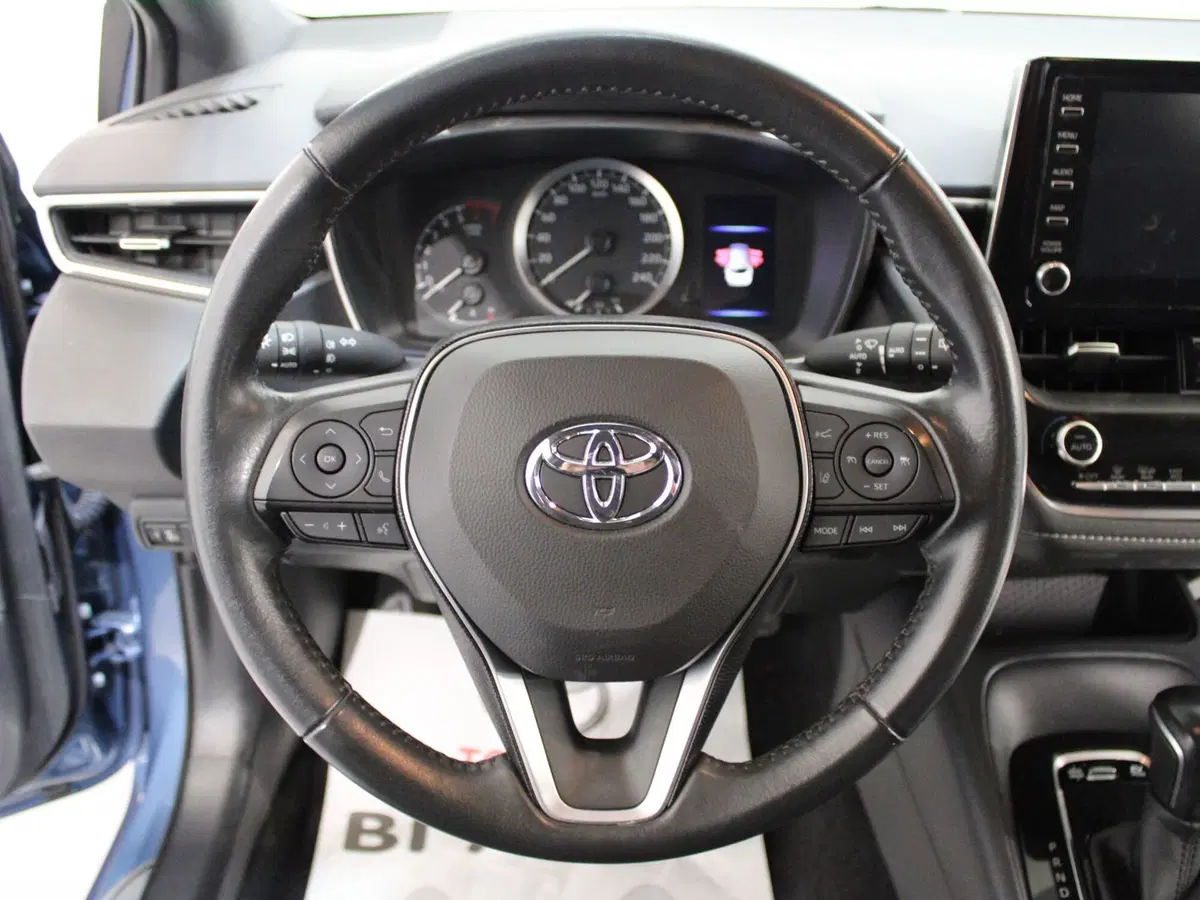 Toyota Corolla Touring Sports usata a Firenze (12)