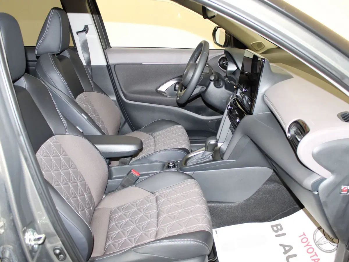 Toyota Yaris Cross usata a Firenze (7)
