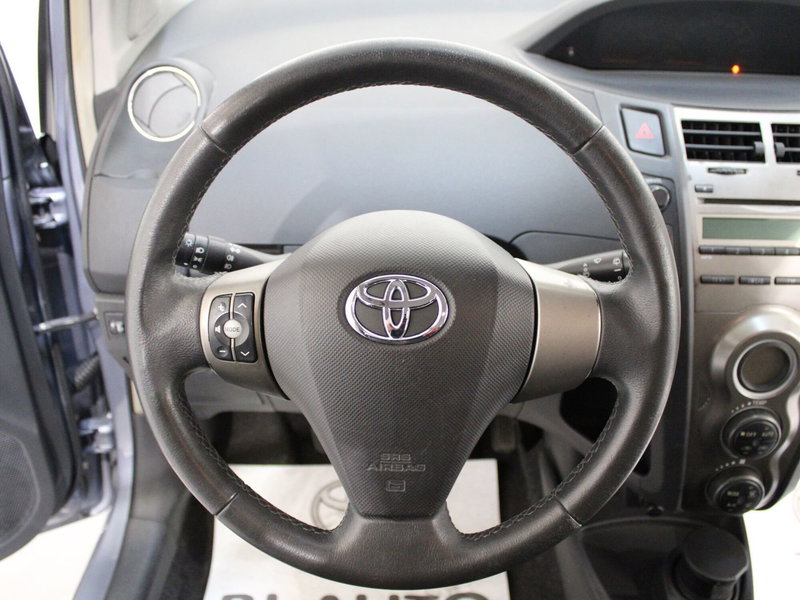 Toyota Yaris usata a Firenze (10)