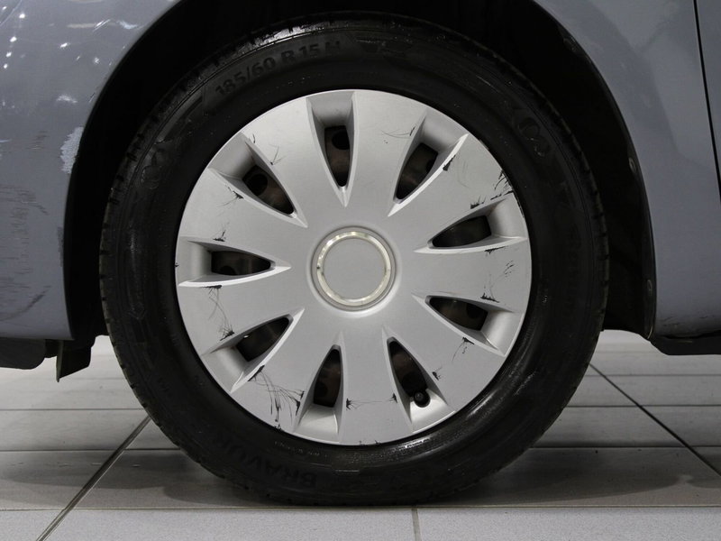 Toyota Yaris usata a Firenze (14)