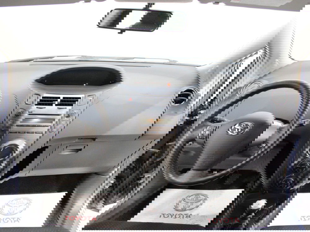 Toyota Yaris usata a Firenze (9)