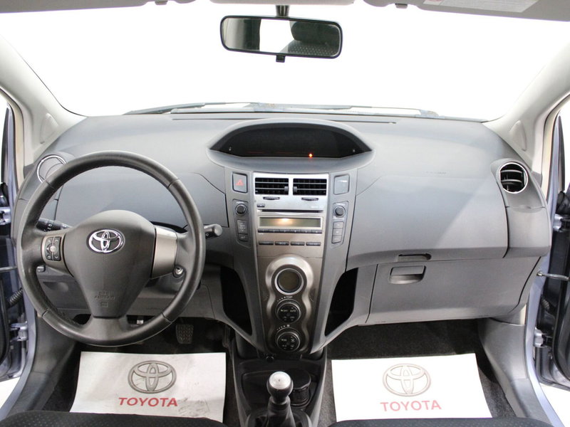 Toyota Yaris usata a Firenze (9)