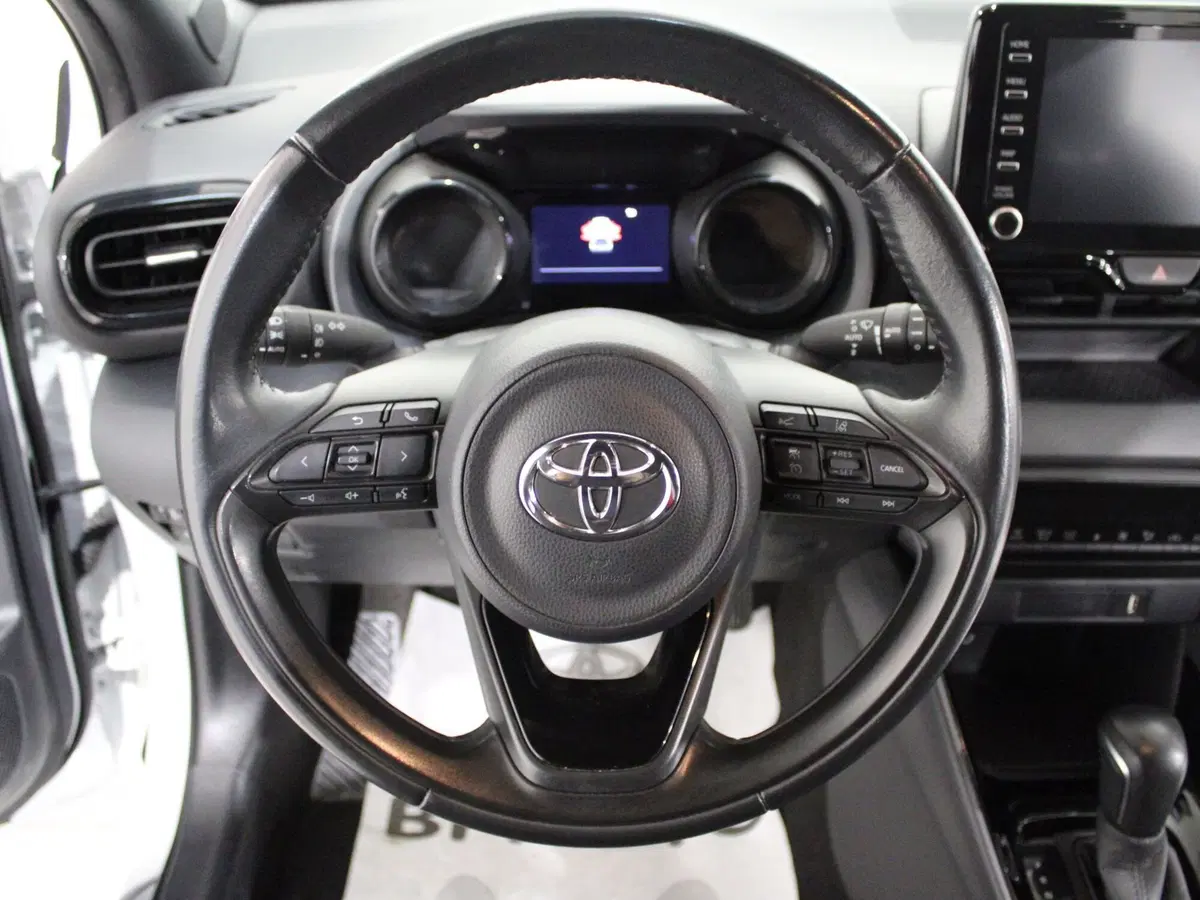Toyota Yaris usata a Firenze (11)