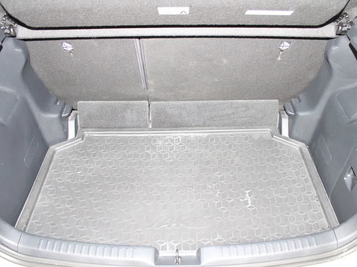 Toyota Yaris usata a Firenze (9)
