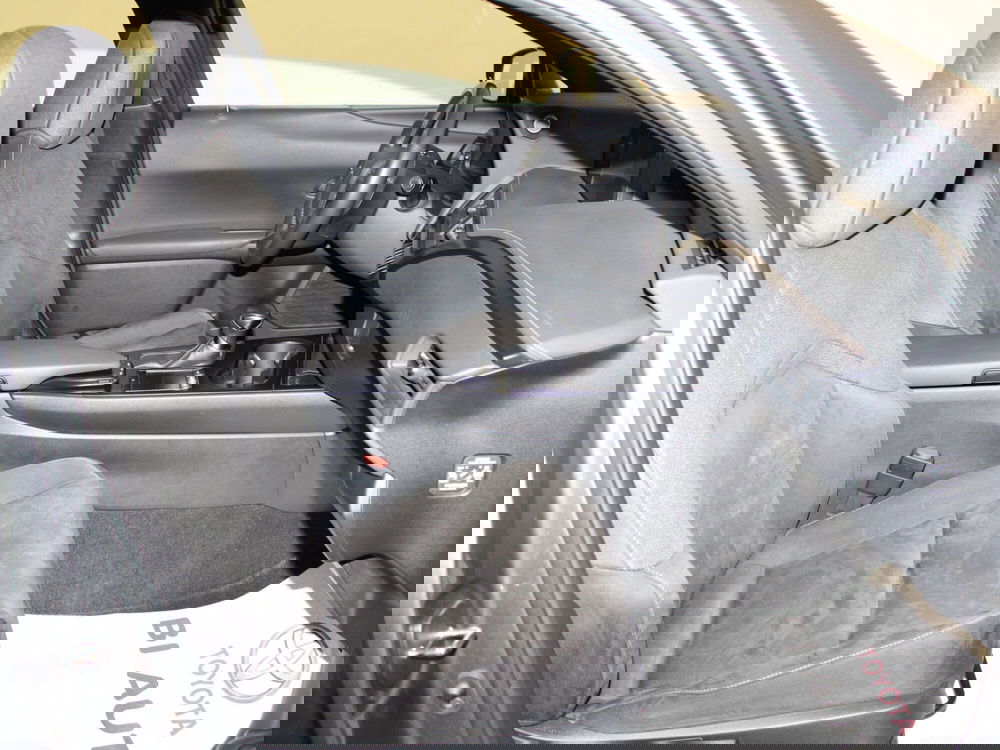 Lexus UX usata a Firenze (8)