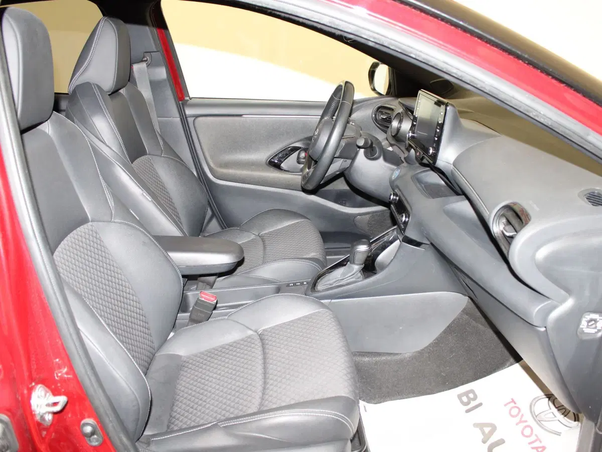 Toyota Yaris usata a Firenze (8)