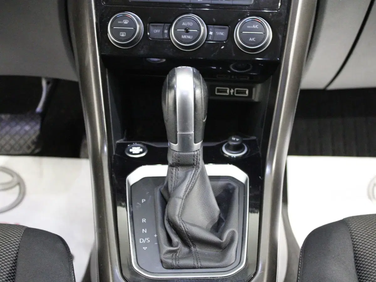 Volkswagen T-Roc usata a Firenze (17)