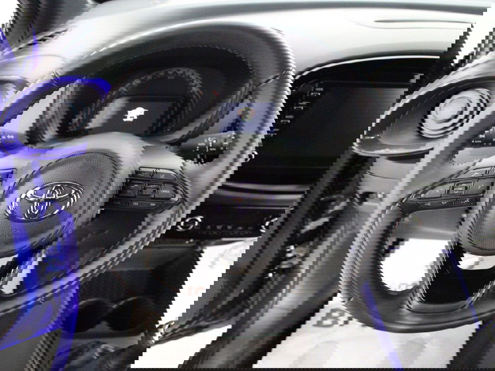 Toyota Aygo X usata a Firenze (11)