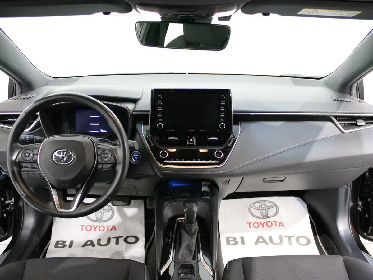 Toyota Corolla Touring Sports usata a Firenze (10)