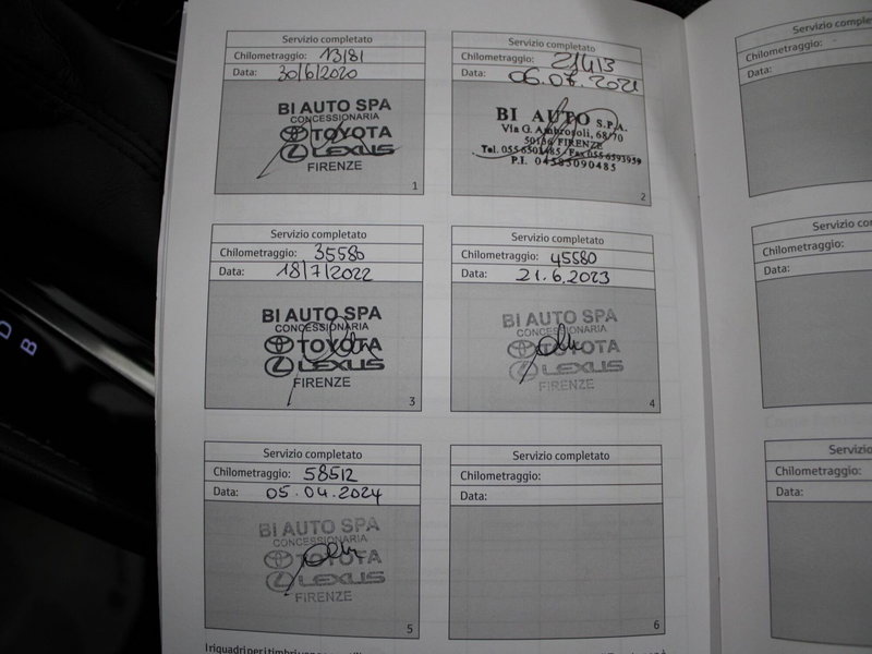 Toyota Corolla Touring Sports usata a Firenze (18)