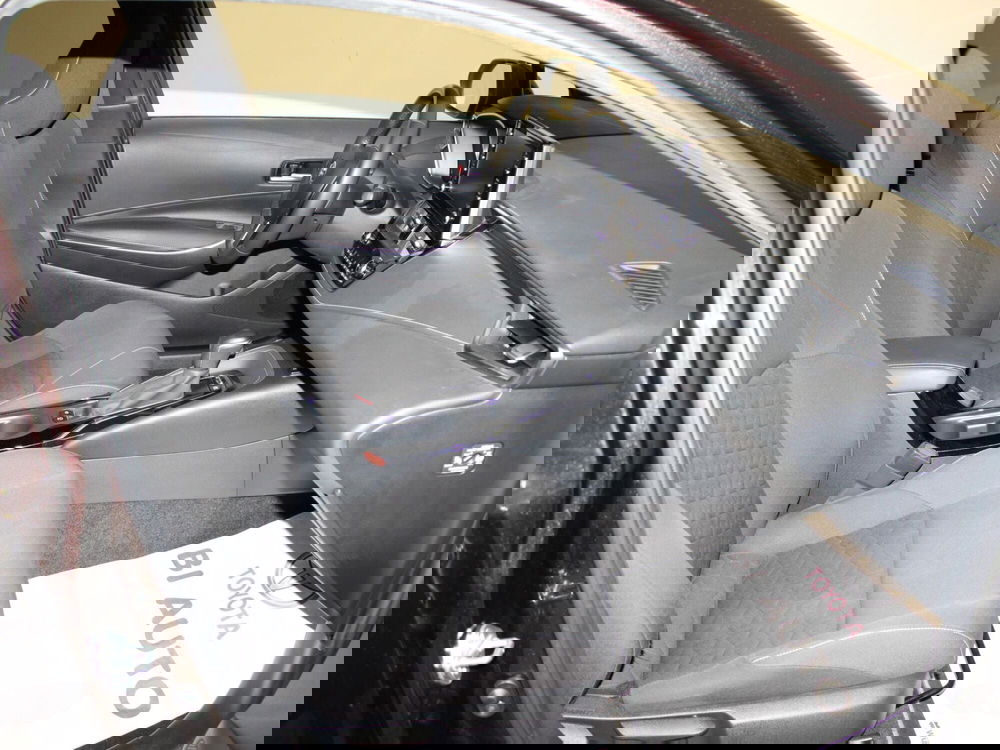 Toyota Corolla Touring Sports usata a Firenze (8)