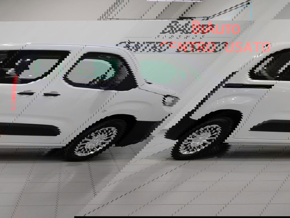 Toyota Proace City Verso nuova a Firenze (18)