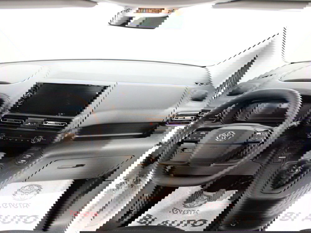 Toyota Proace City Verso nuova a Firenze (9)