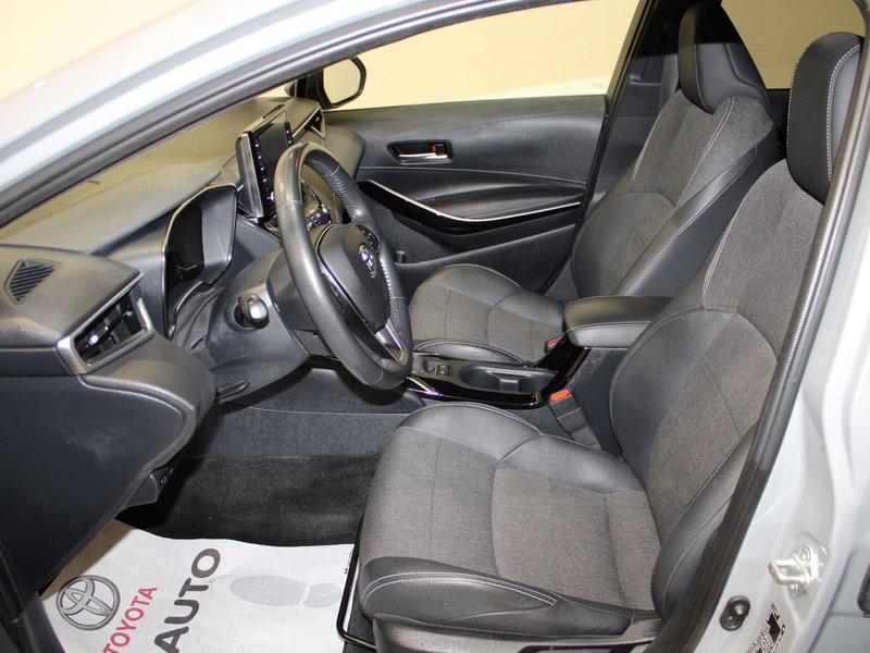 Toyota Corolla Touring Sports usata a Firenze (6)