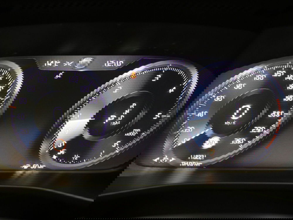 Volvo XC40 usata a Firenze (11)