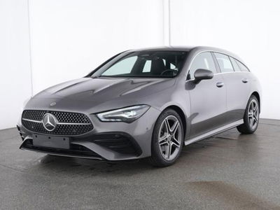 Mercedes-Benz CLA Shooting Brake 180 AMG Line Premium Plus auto del 2024 usata a Magenta